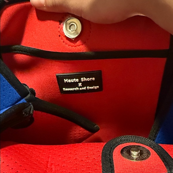 Haute shore women’s tote bag and wallet - Picture 4 of 4